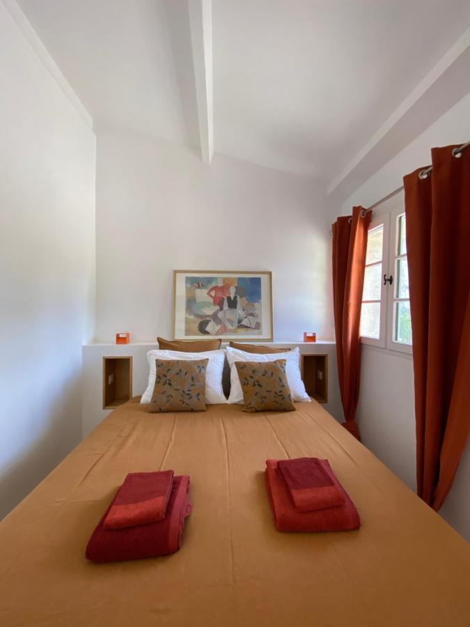 Chateau De Feusse Apartment Saint-Just-Luzac