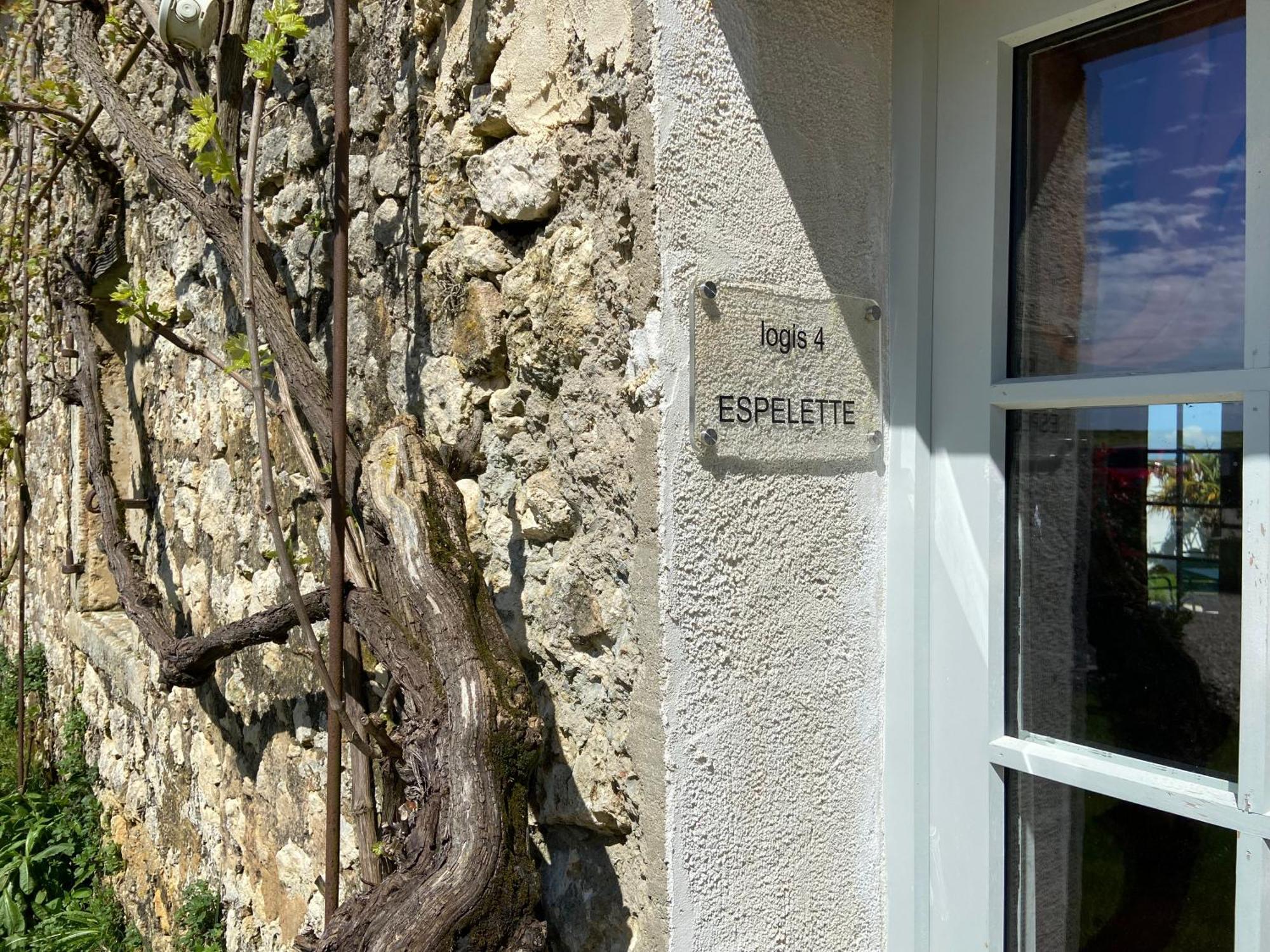Apartment Chateau De Feusse